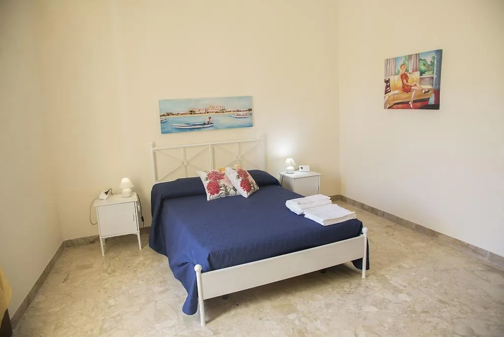 Gasthaus Palazzo Graziano Terrasini Favarotta 2*,