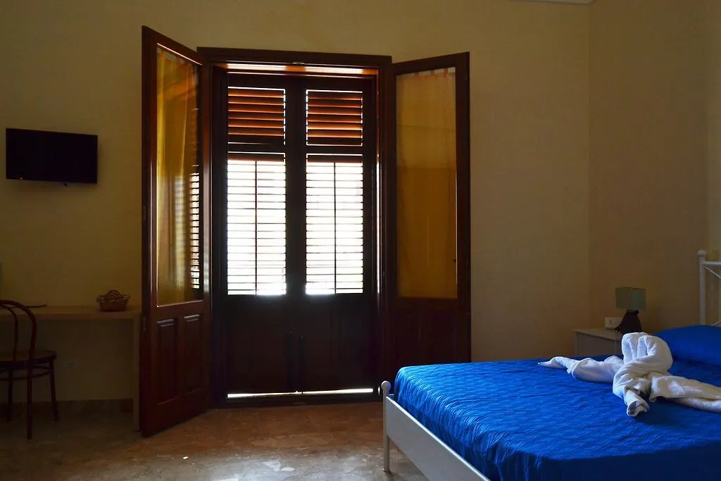 Palazzo Graziano Pensionat Terrasini Favarotta