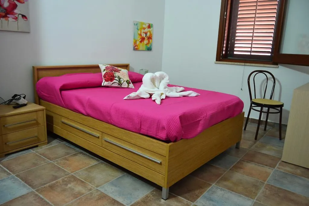**  Palazzo Graziano Pensionat Terrasini Favarotta Italien